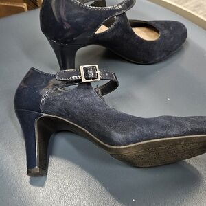 Elegant Navy Heels Shoes